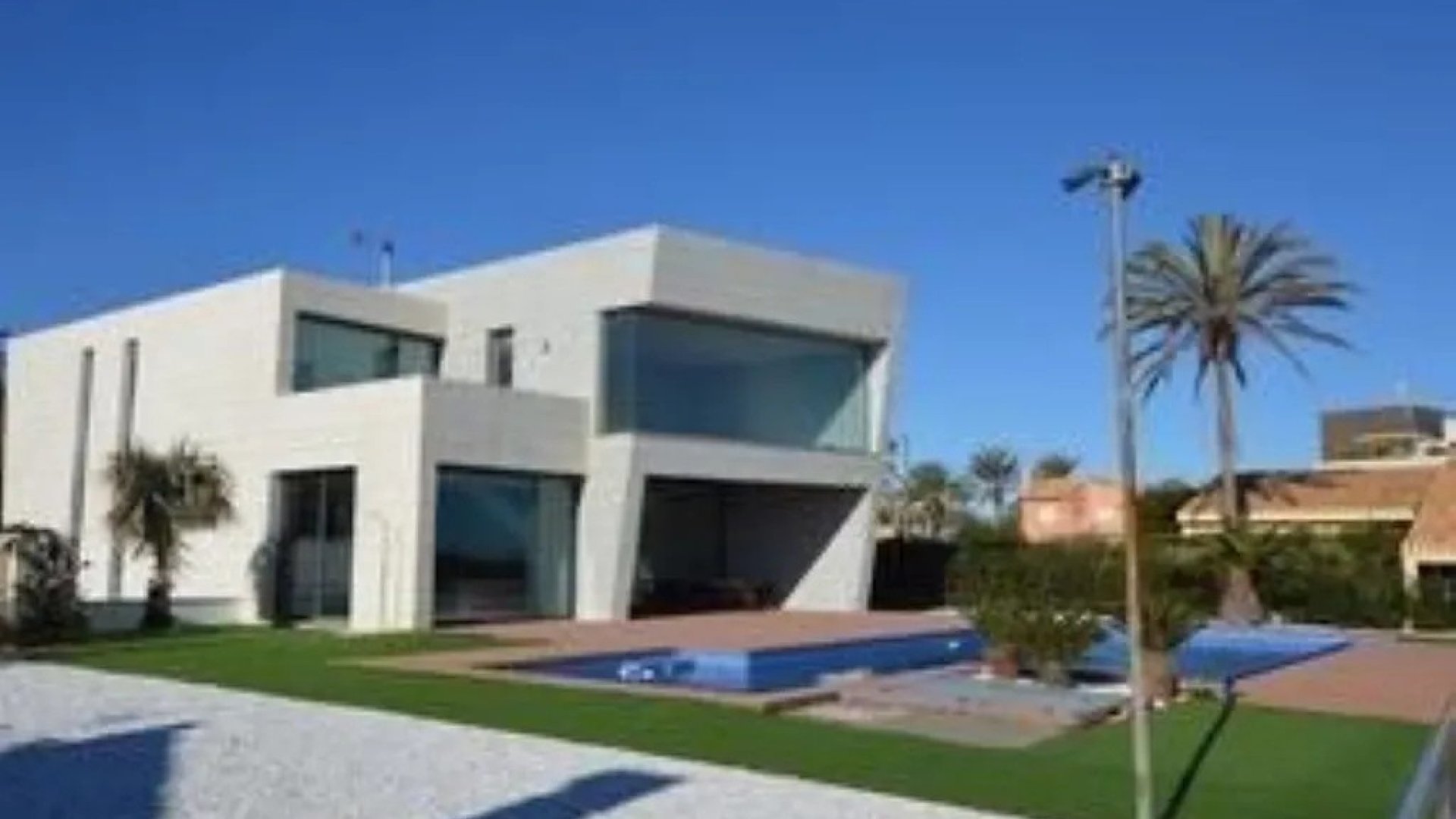 Reventa - Chalets -
Orihuela Costa - Cabo Roig