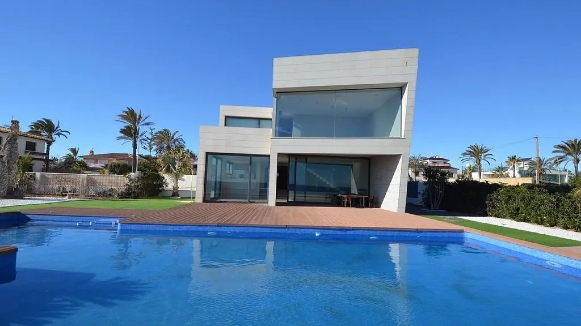 Reventa - Chalets -
Orihuela Costa - Cabo Roig