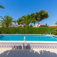 Reventa - Chalets -
Orihuela Costa - Cabo Roig