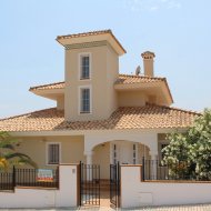Reventa - Chalets -
Orihuela Costa - Campoamor Golf