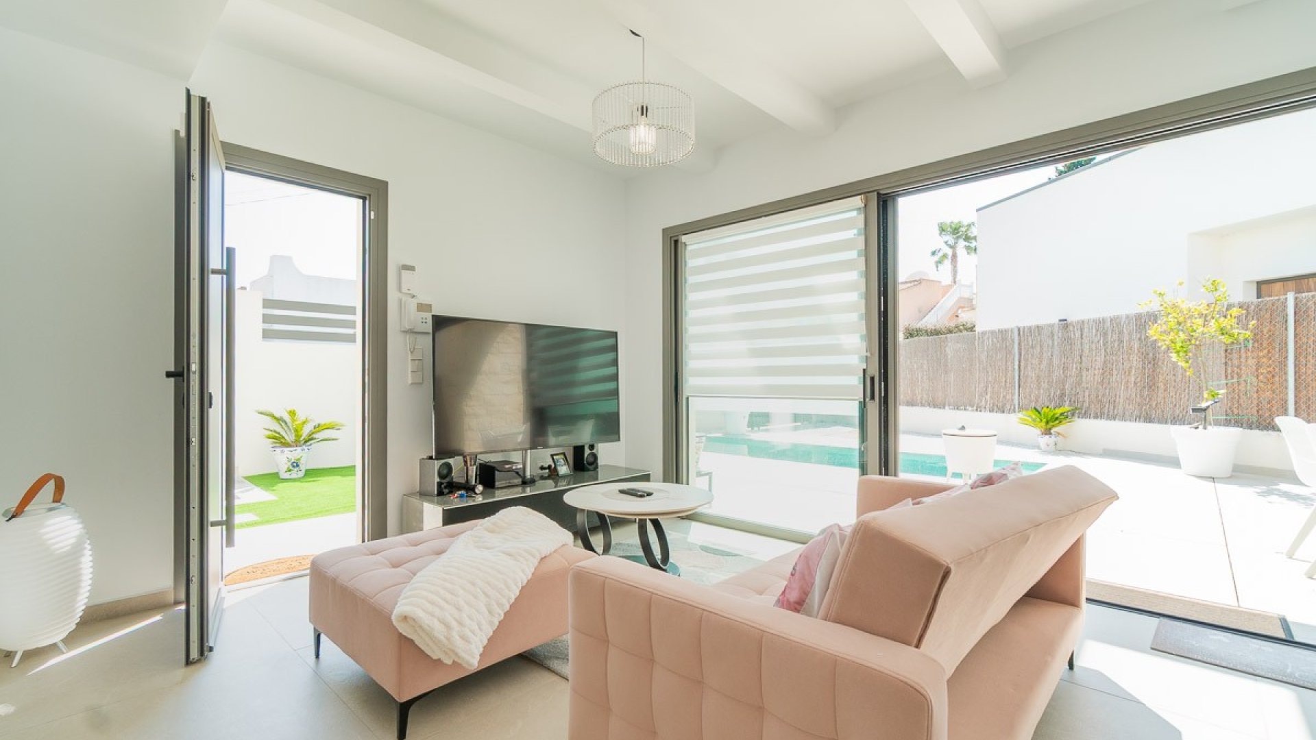 Reventa - Chalets -
Orihuela Costa - Costa Blanca