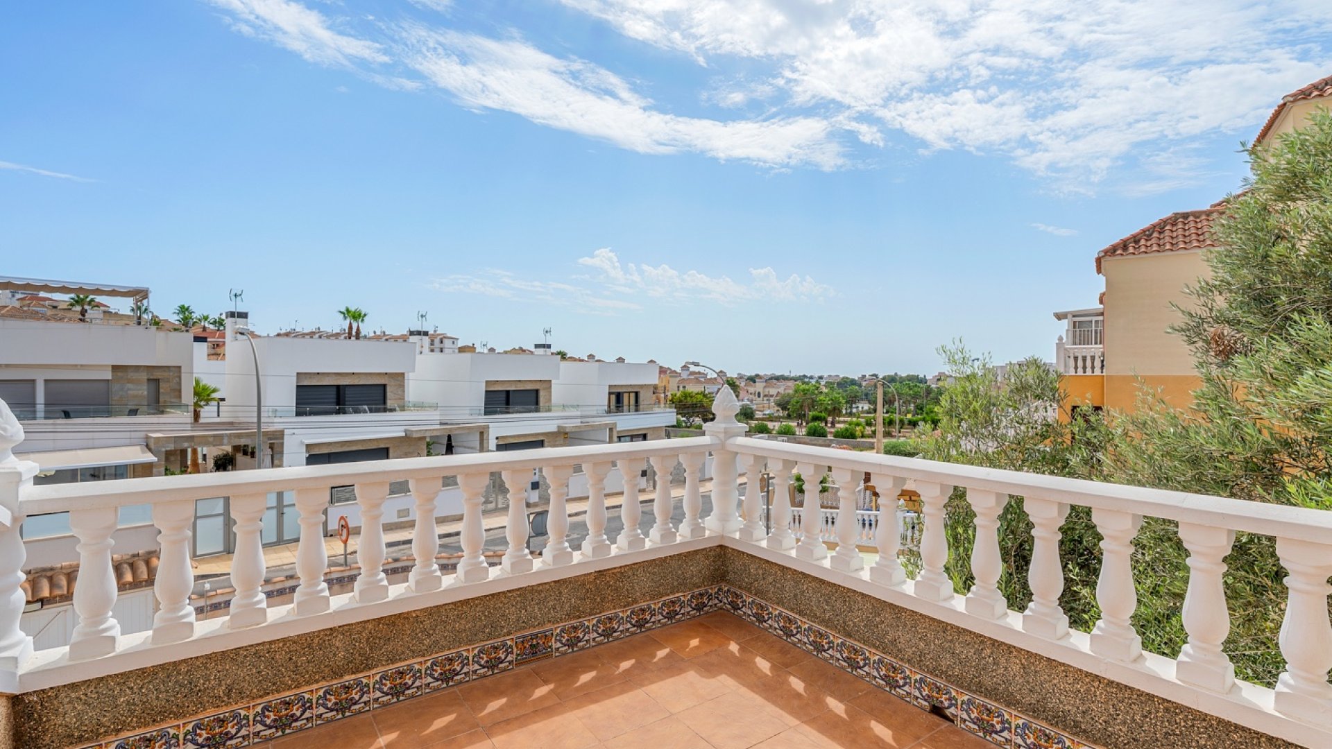 Reventa - Chalets -
Orihuela Costa - El Galan