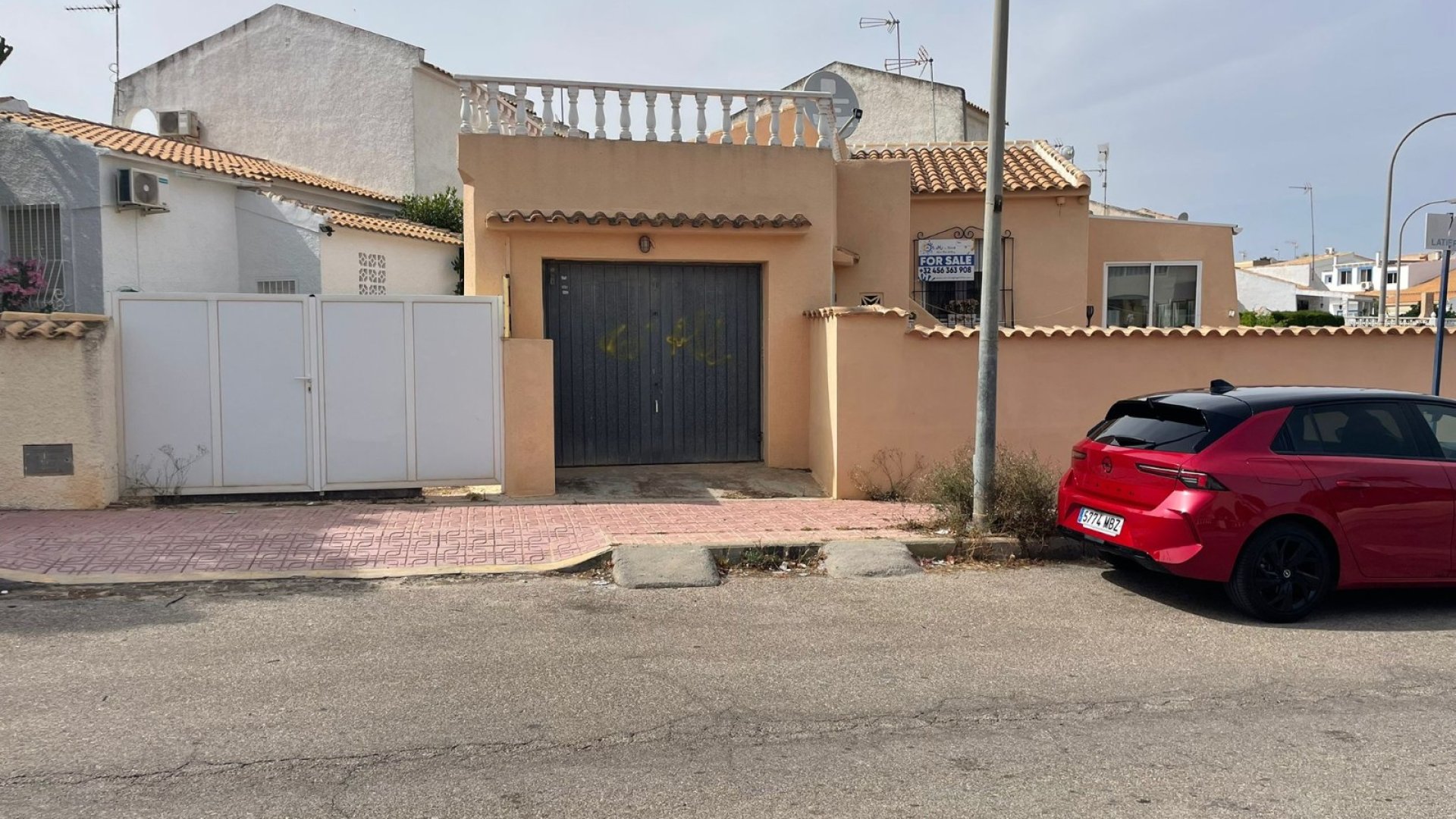 Reventa - Chalets -
Orihuela Costa - La Florida