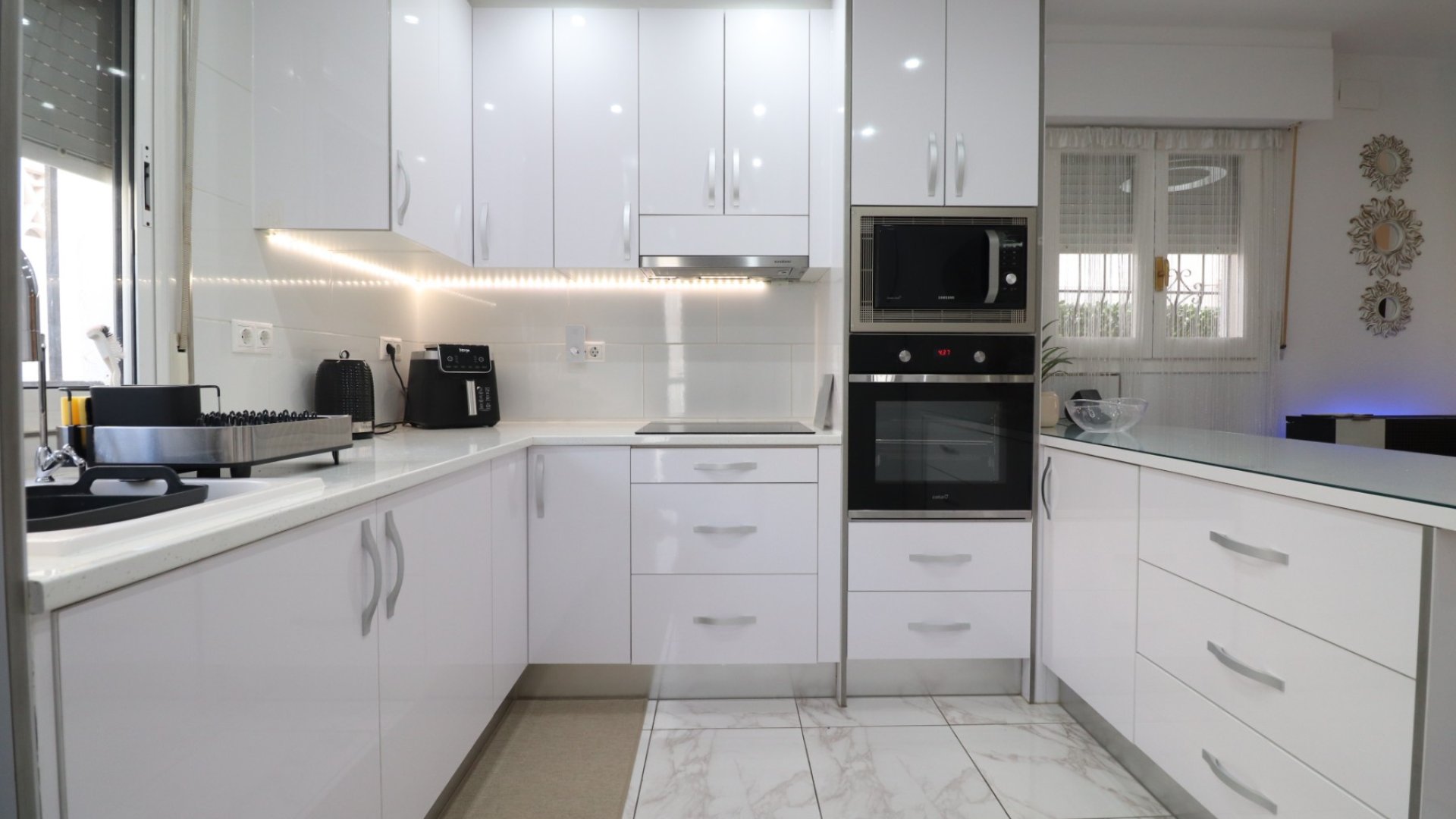 Reventa - Chalets -
Orihuela Costa - La Florida