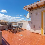 Reventa - Chalets -
Orihuela Costa - La Zenia
