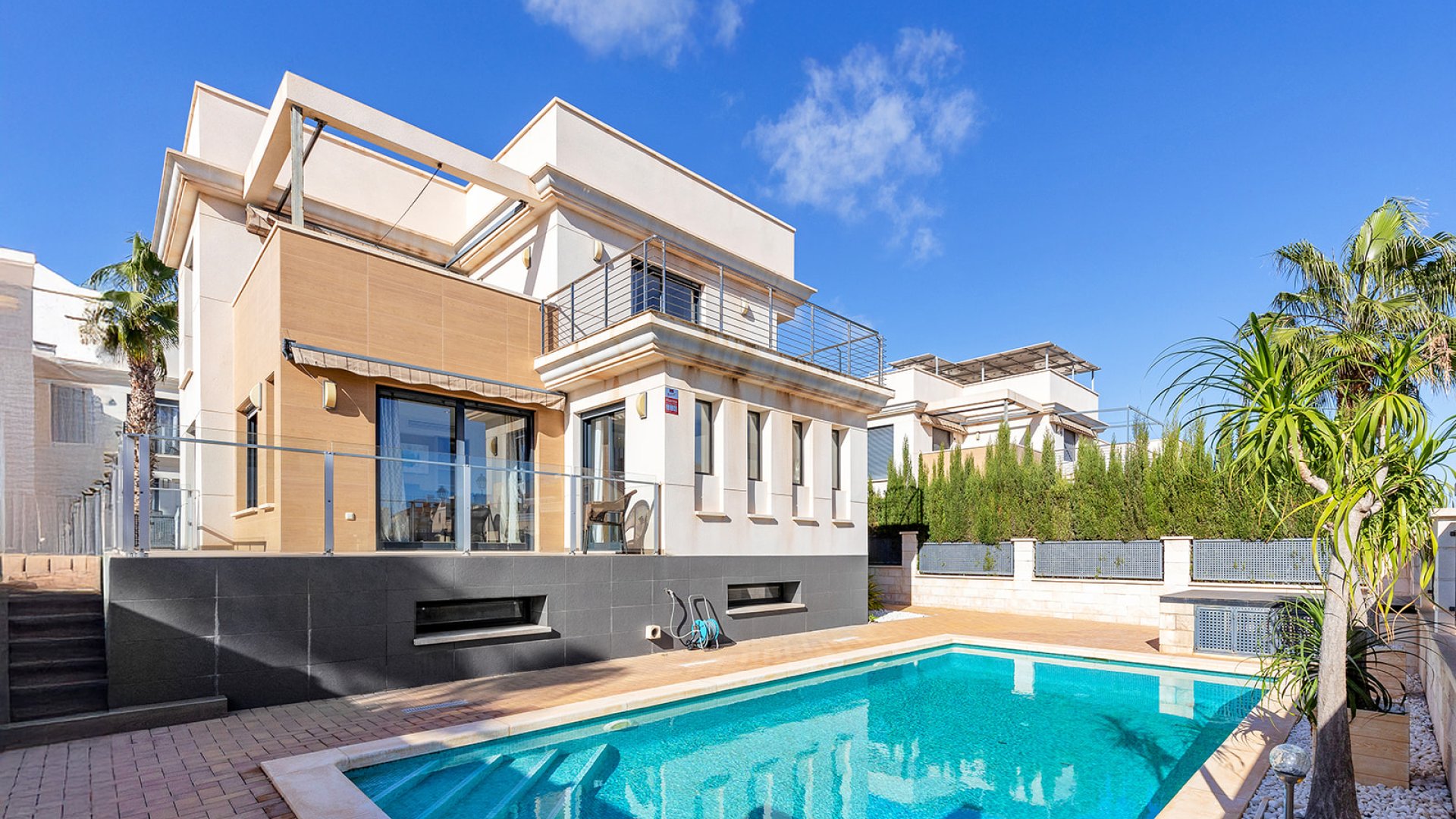 Reventa - Chalets -
Orihuela Costa - La Zenia