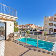 Reventa - Chalets -
Orihuela Costa - La Zenia