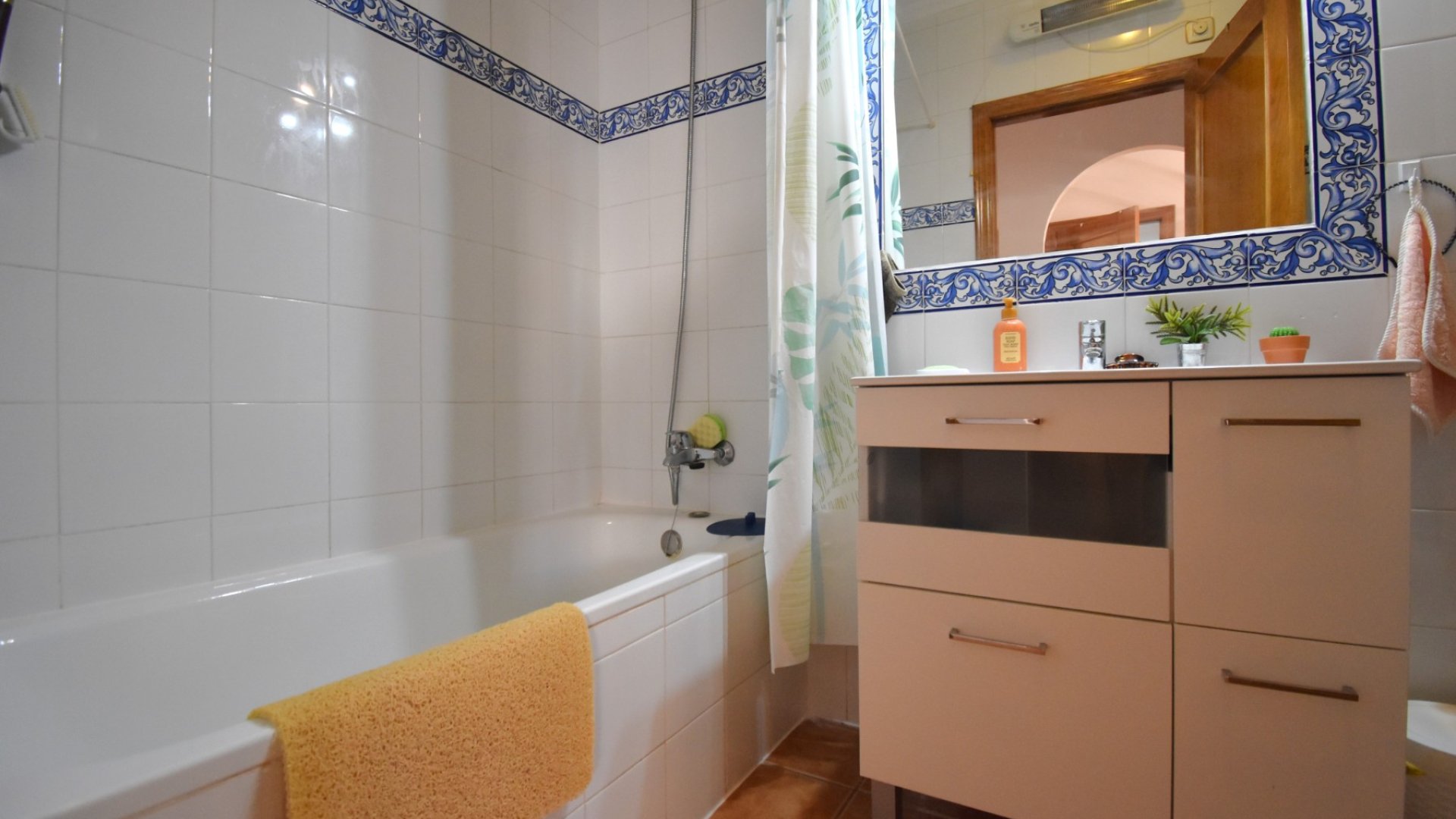 Reventa - Chalets -
Orihuela Costa - La Zenia