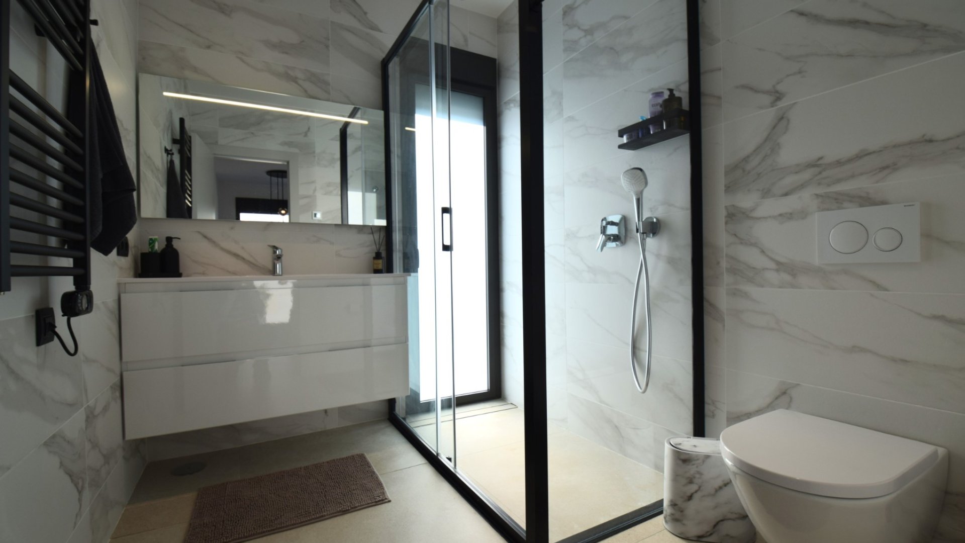 Reventa - Chalets -
Orihuela Costa - Las Colinas golf