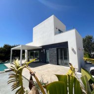 Reventa - Chalets -
Orihuela Costa - Las Colinas golf