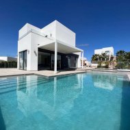Reventa - Chalets -
Orihuela Costa - Las Colinas golf