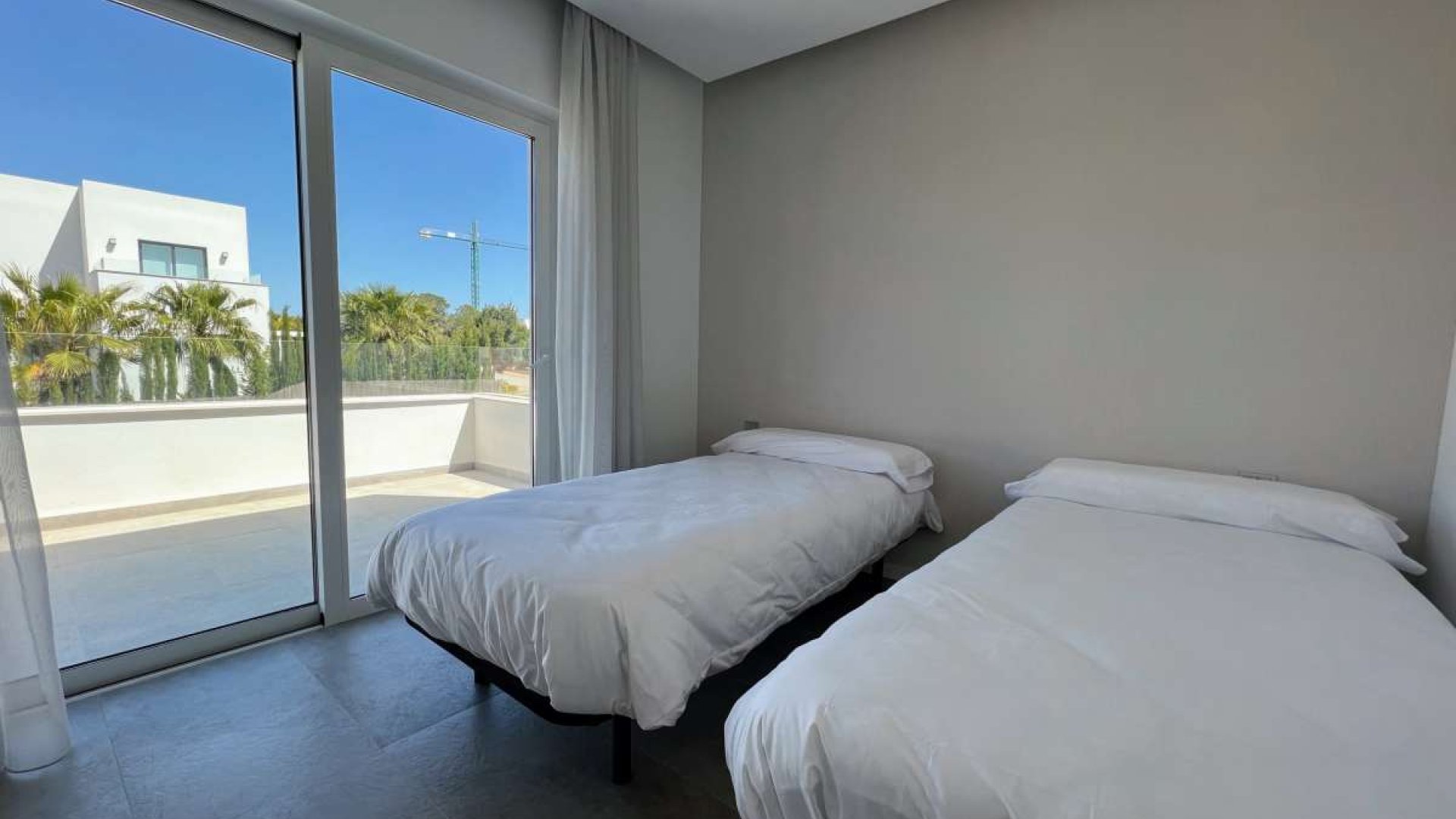 Reventa - Chalets -
Orihuela Costa - Las Colinas golf