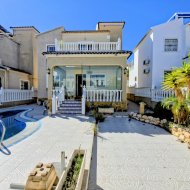 Reventa - Chalets -
Orihuela Costa - Las Filipinas