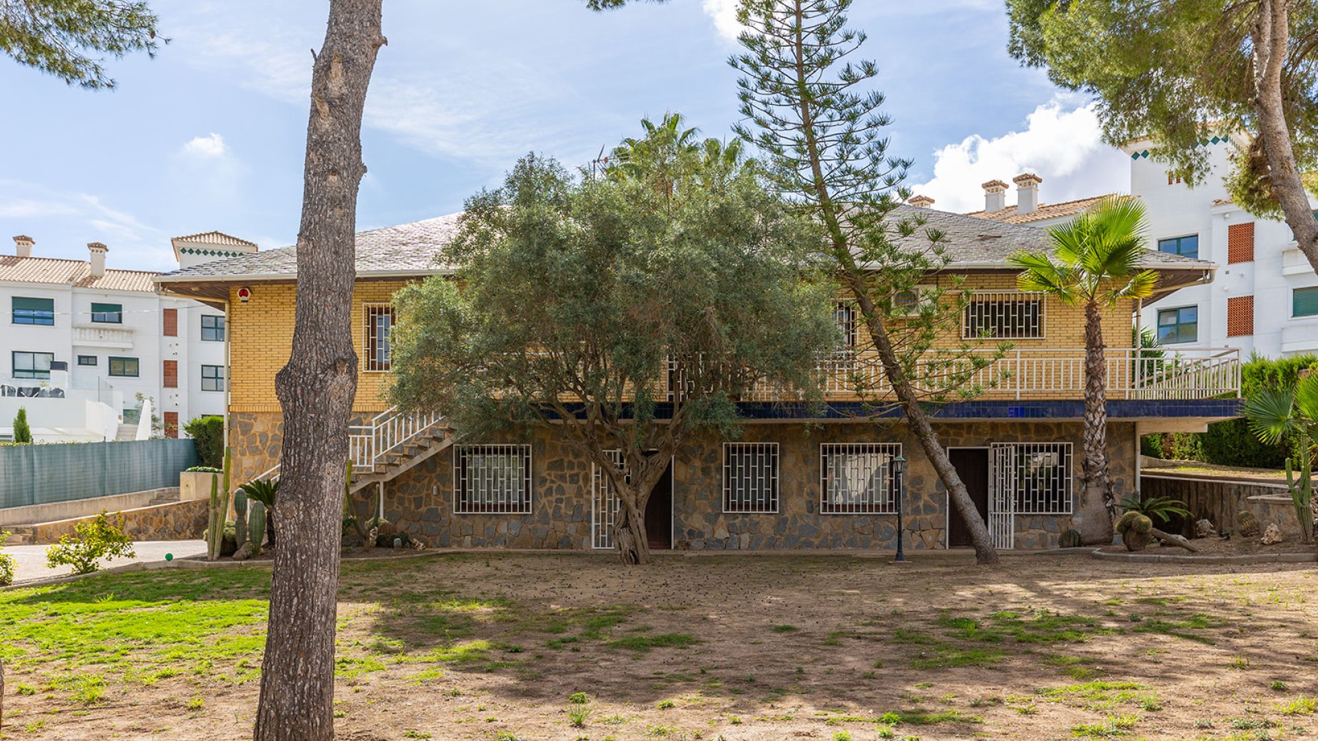 Reventa - Chalets -
Orihuela Costa - Las Filipinas