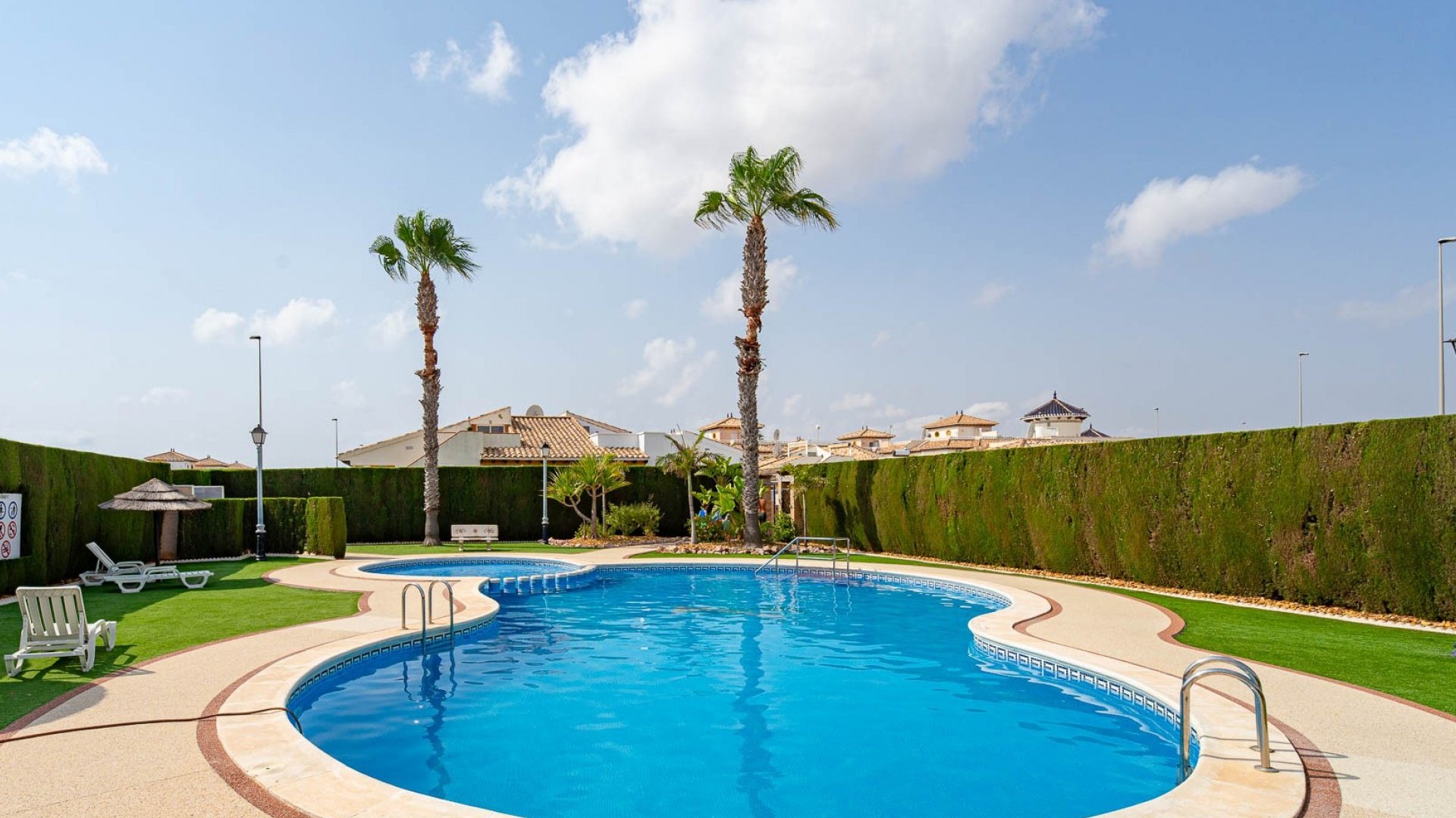 Reventa - Chalets -
Orihuela Costa - Lomas De Cabo Roig