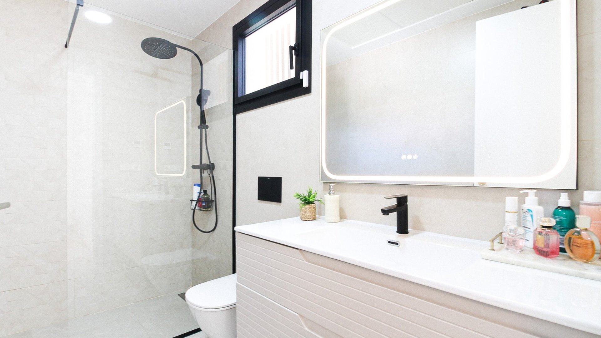 Reventa - Chalets -
Orihuela Costa - Lomas De Cabo Roig