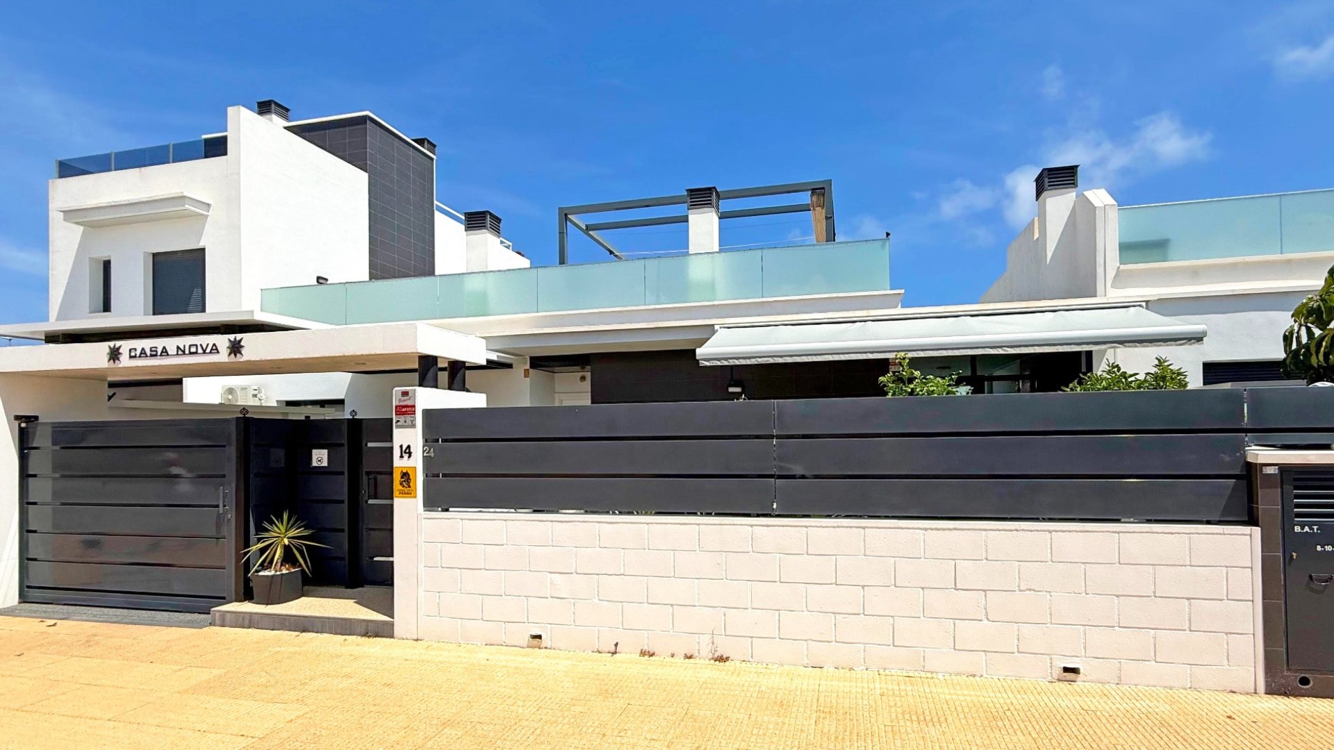 Reventa - Chalets -
Orihuela Costa - Lomas De Cabo Roig