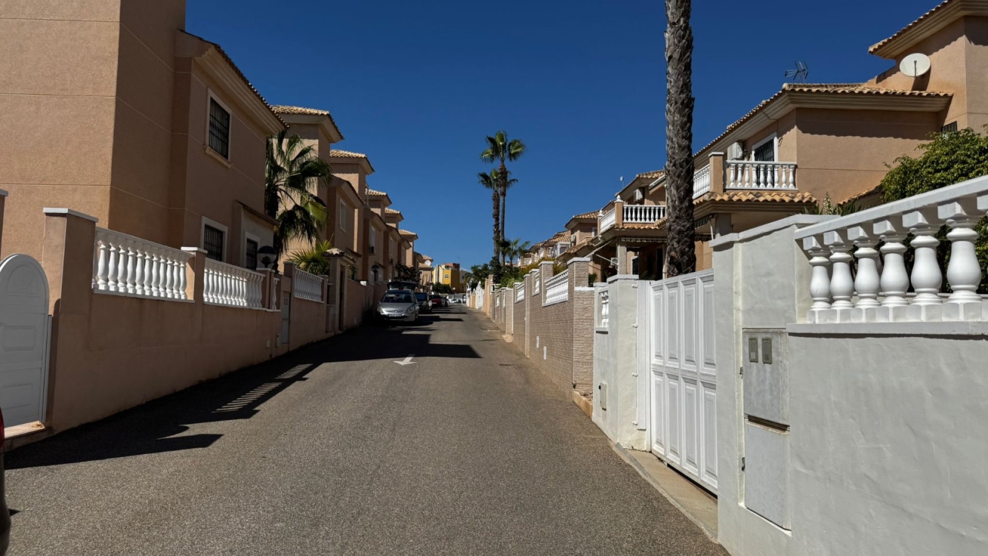 Reventa - Chalets -
Orihuela Costa - Los Altos