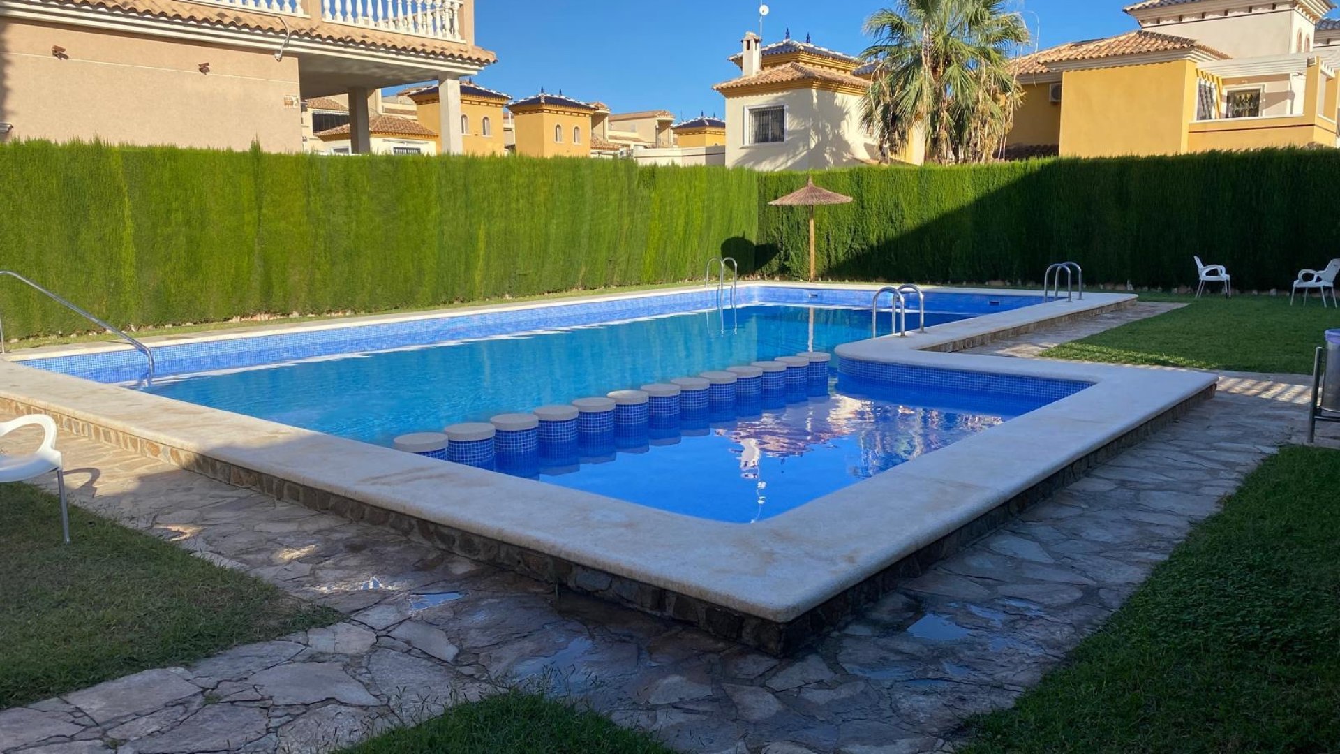 Reventa - Chalets -
Orihuela Costa - Los Altos