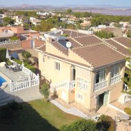 Reventa - Chalets -
Orihuela Costa - Los Balcones