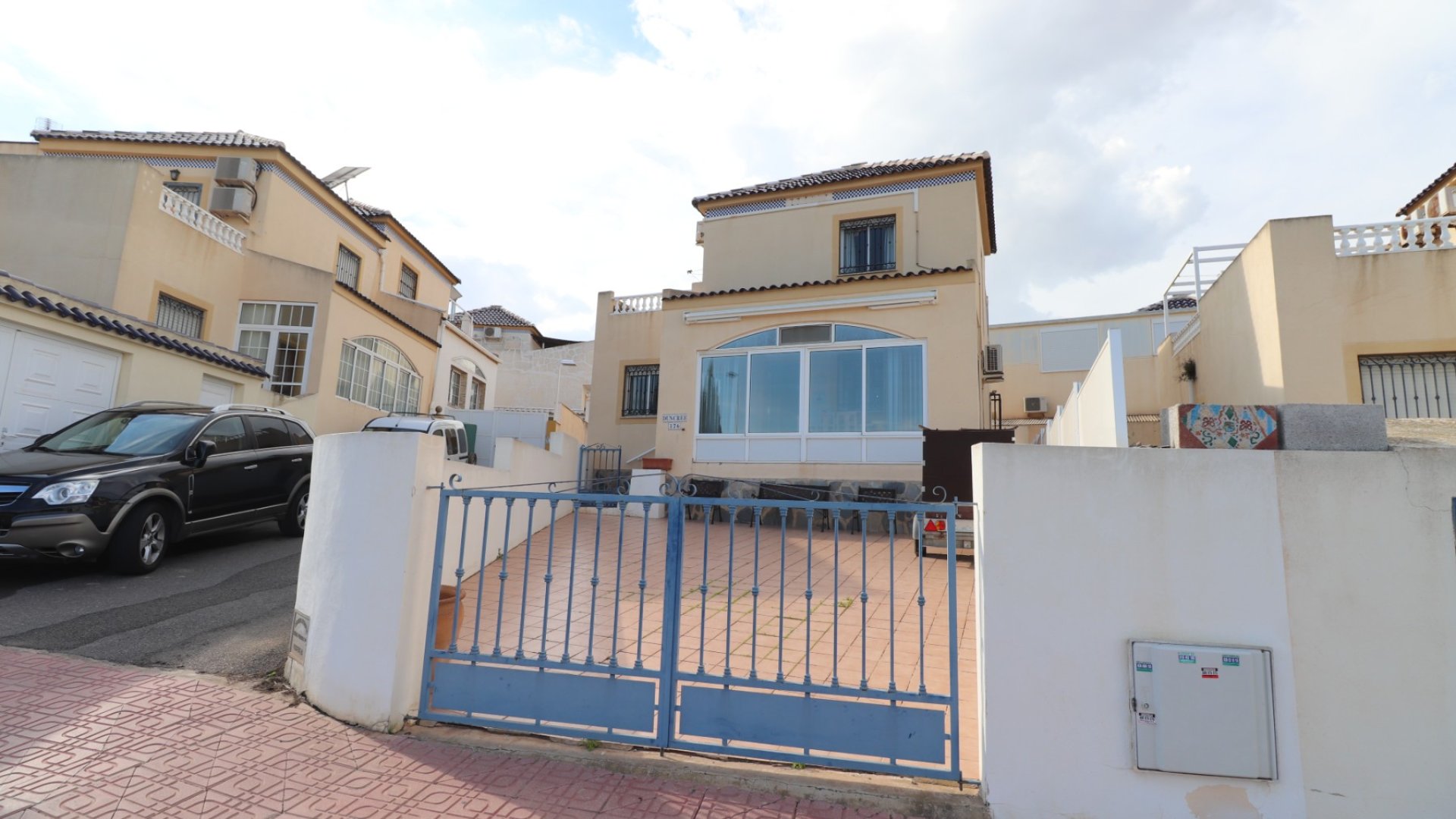 Reventa - Chalets -
Orihuela Costa - Los Balcones