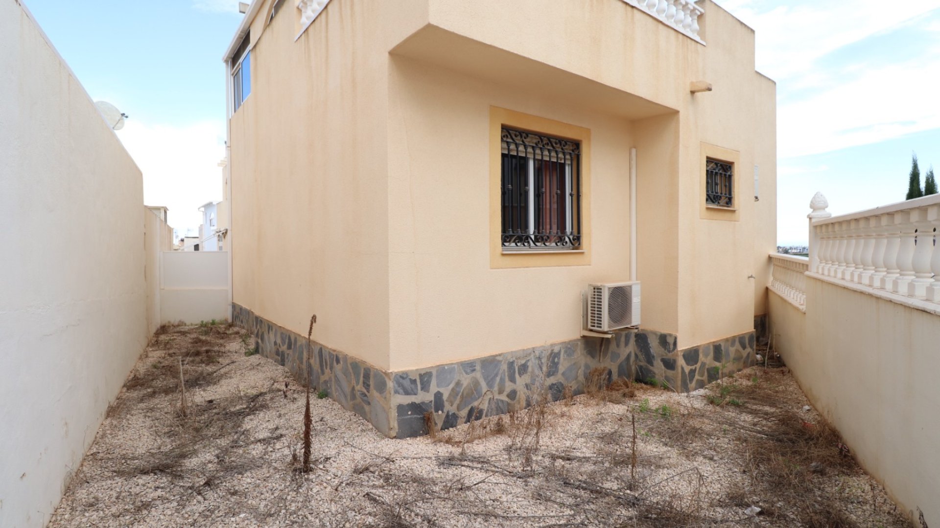 Reventa - Chalets -
Orihuela Costa - Los Balcones