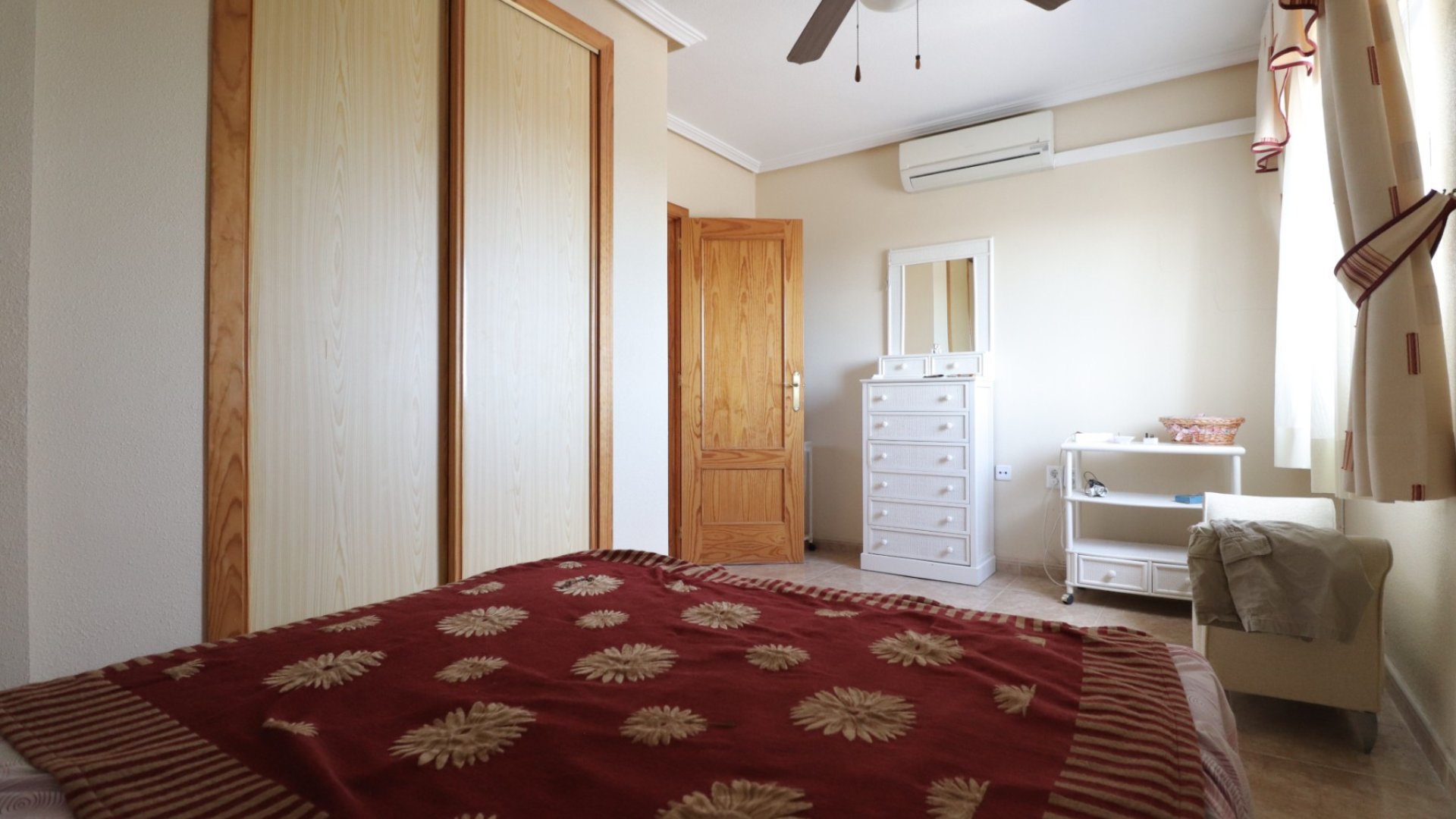 Reventa - Chalets -
Orihuela Costa - Los Balcones