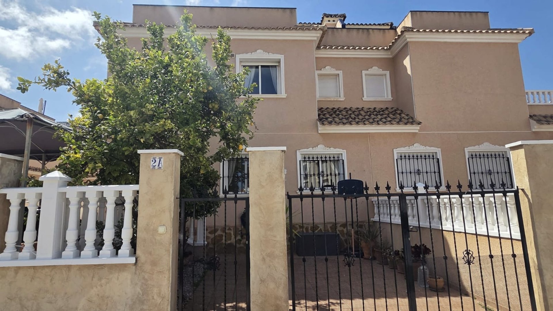Reventa - Chalets -
Orihuela Costa - Los Dolses