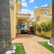 Reventa - Chalets -
Orihuela Costa - Los Dolses