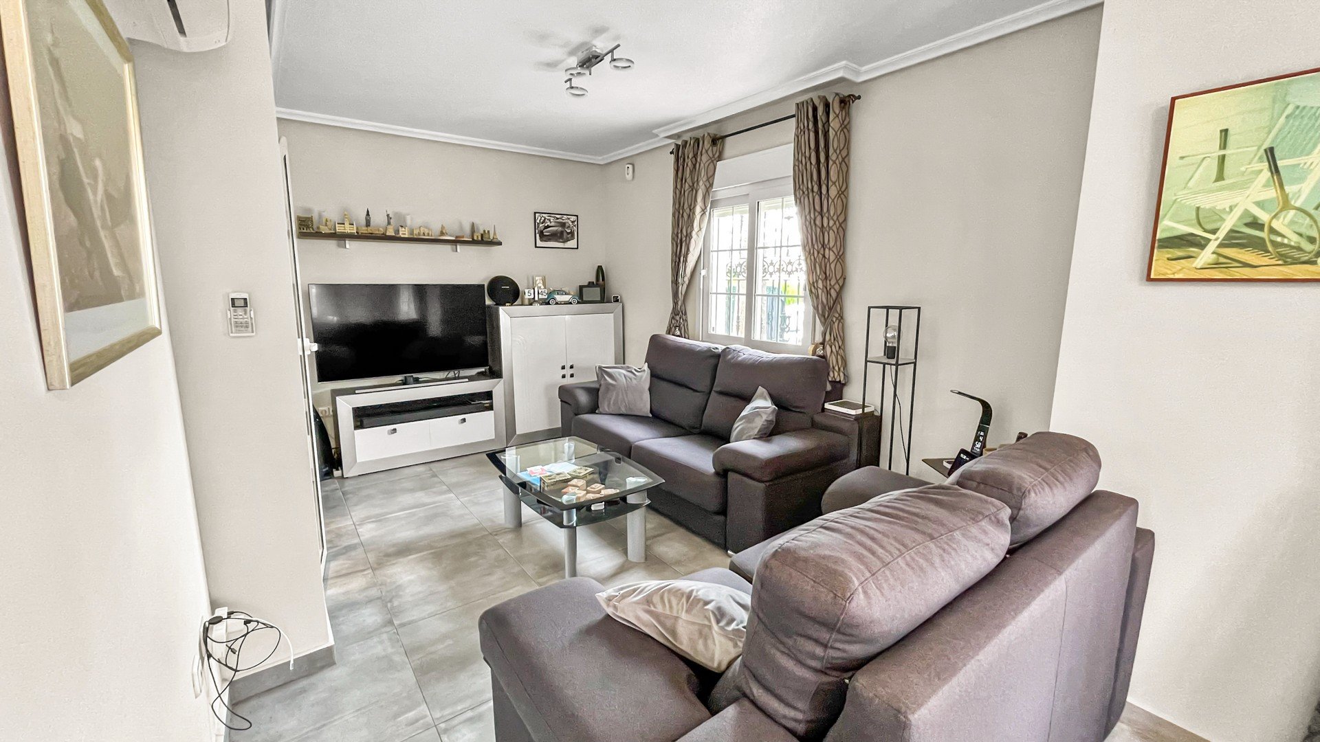 Reventa - Chalets -
Orihuela Costa - Los Dolses