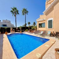 Reventa - Chalets -
Orihuela Costa - Los Dolses
