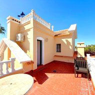 Reventa - Chalets -
Orihuela Costa - Los Dolses