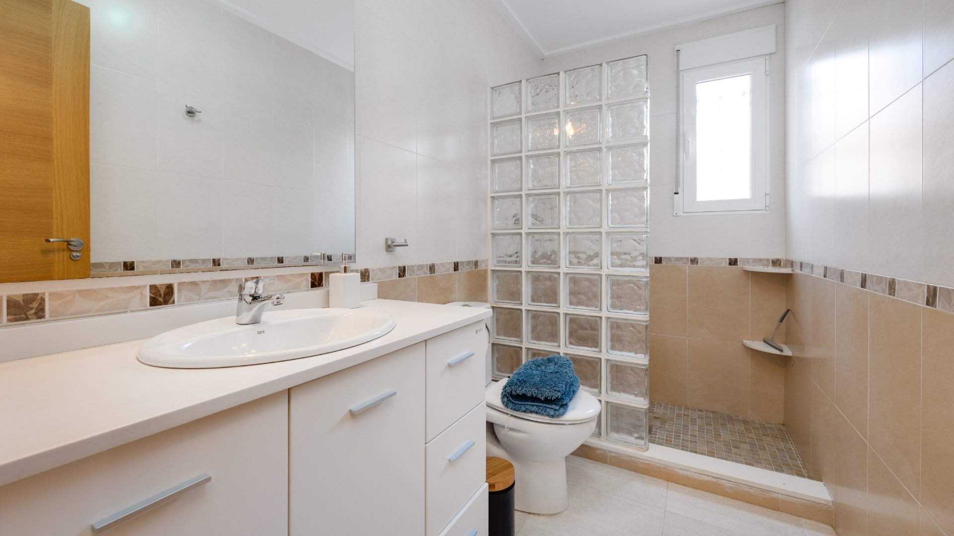 Reventa - Chalets -
Orihuela Costa - Los Dolses