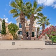Reventa - Chalets -
Orihuela Costa - Los Dolses