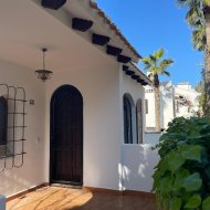 Reventa - Chalets -
Orihuela Costa - Los Dolses