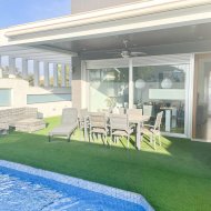 Reventa - Chalets -
Orihuela Costa - Mil Palmeras