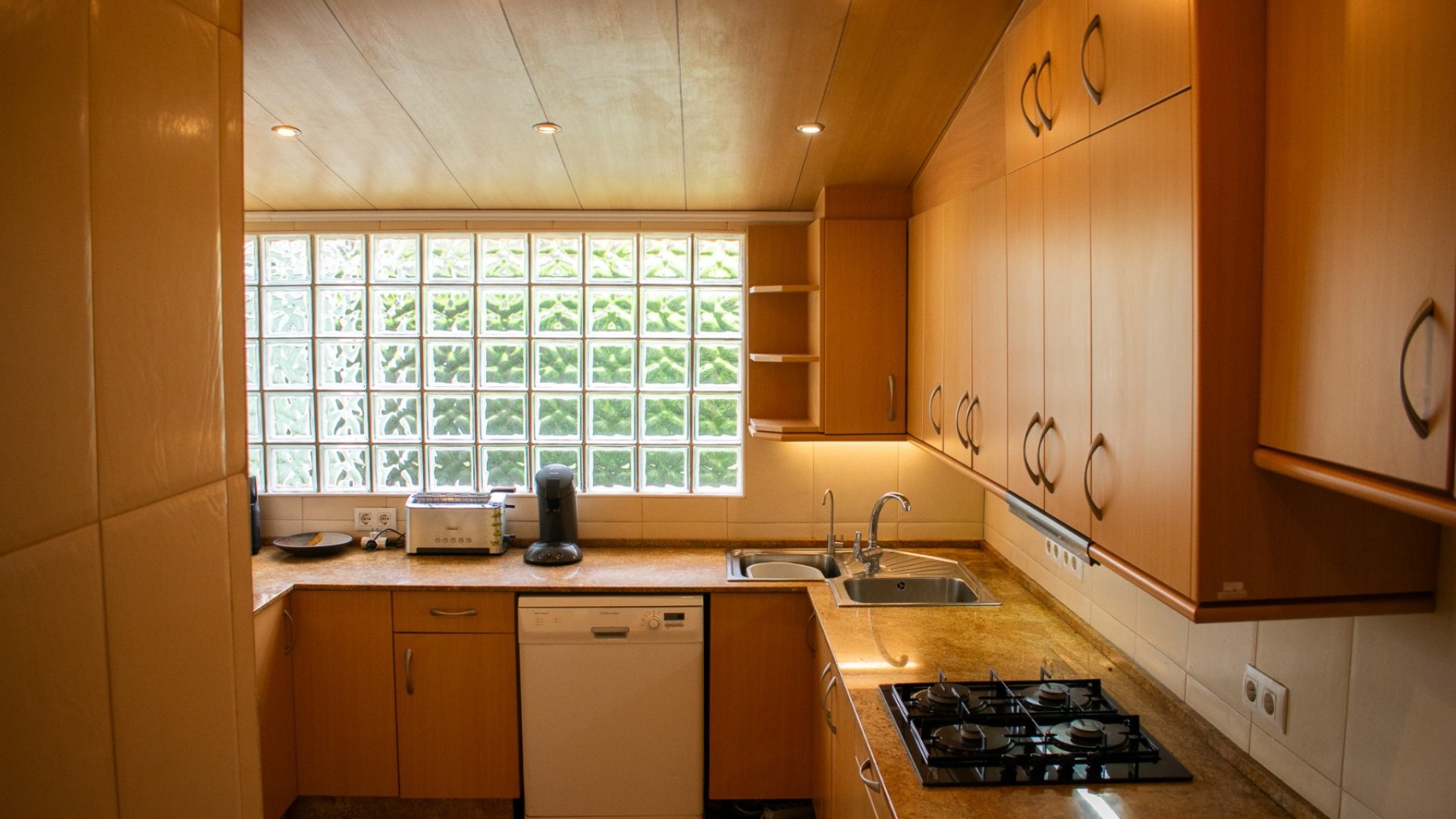 Reventa - Chalets -
Orihuela Costa - MUY CERCA DE LA PLAYA