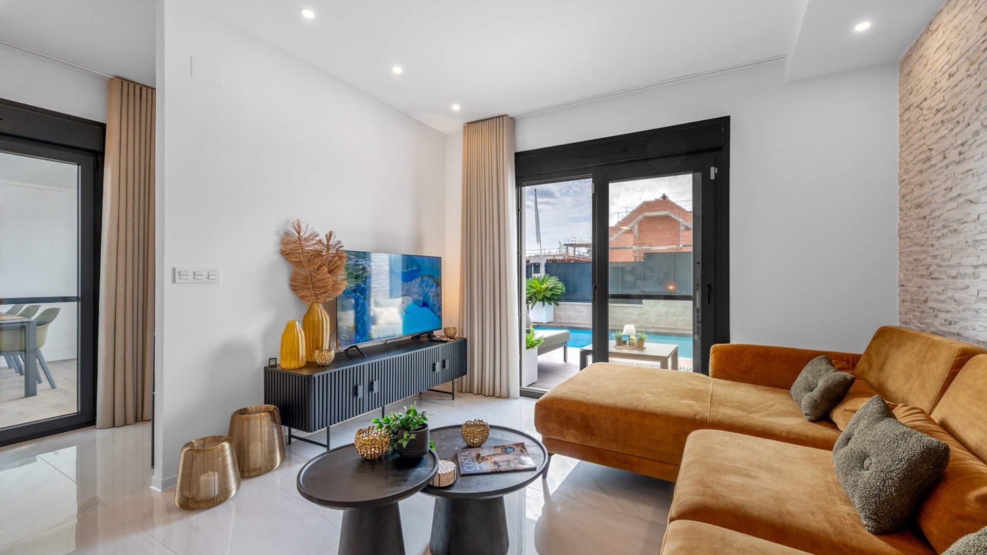 Reventa - Chalets -
Orihuela Costa - Orihuela