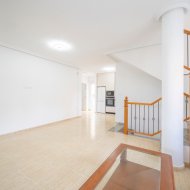 Reventa - Chalets -
Orihuela Costa - Pau 26