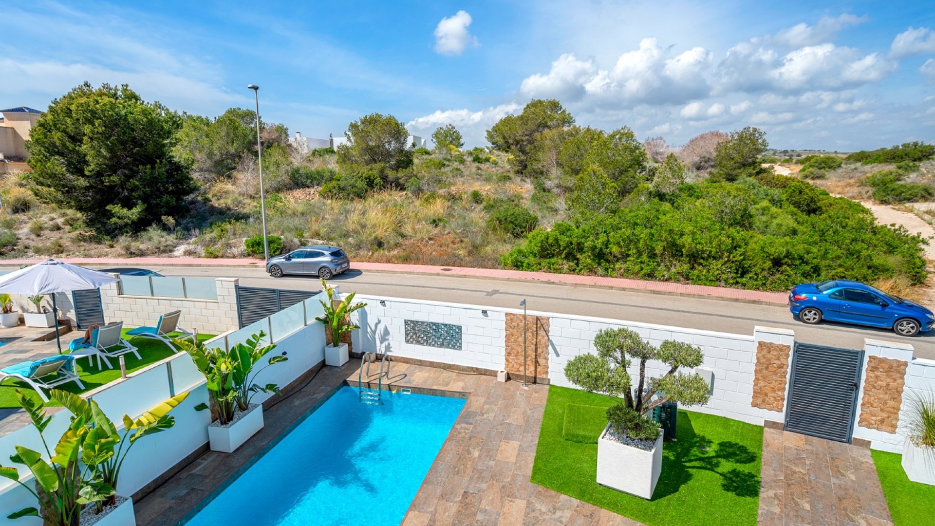 Reventa - Chalets -
Orihuela Costa - Pau 8*