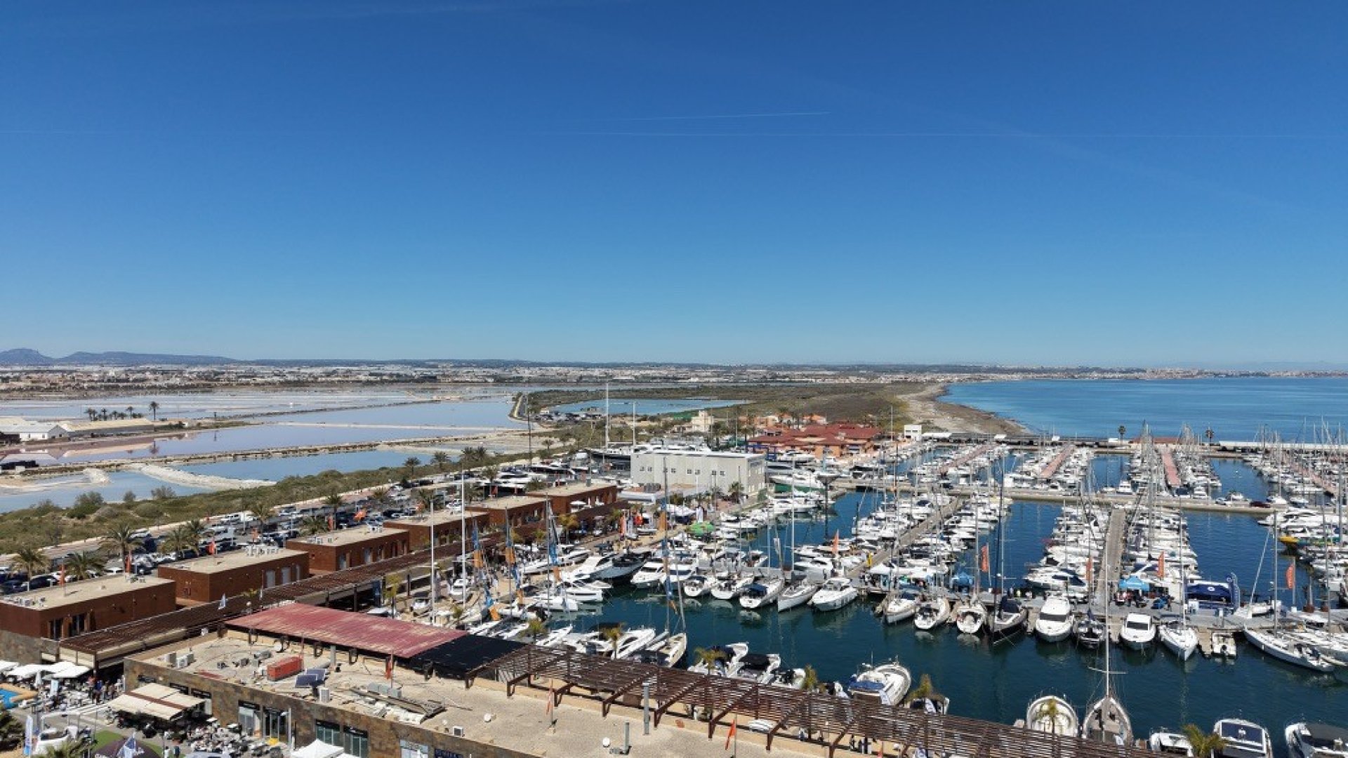 Reventa - Chalets -
Orihuela Costa - Playa Flamenca