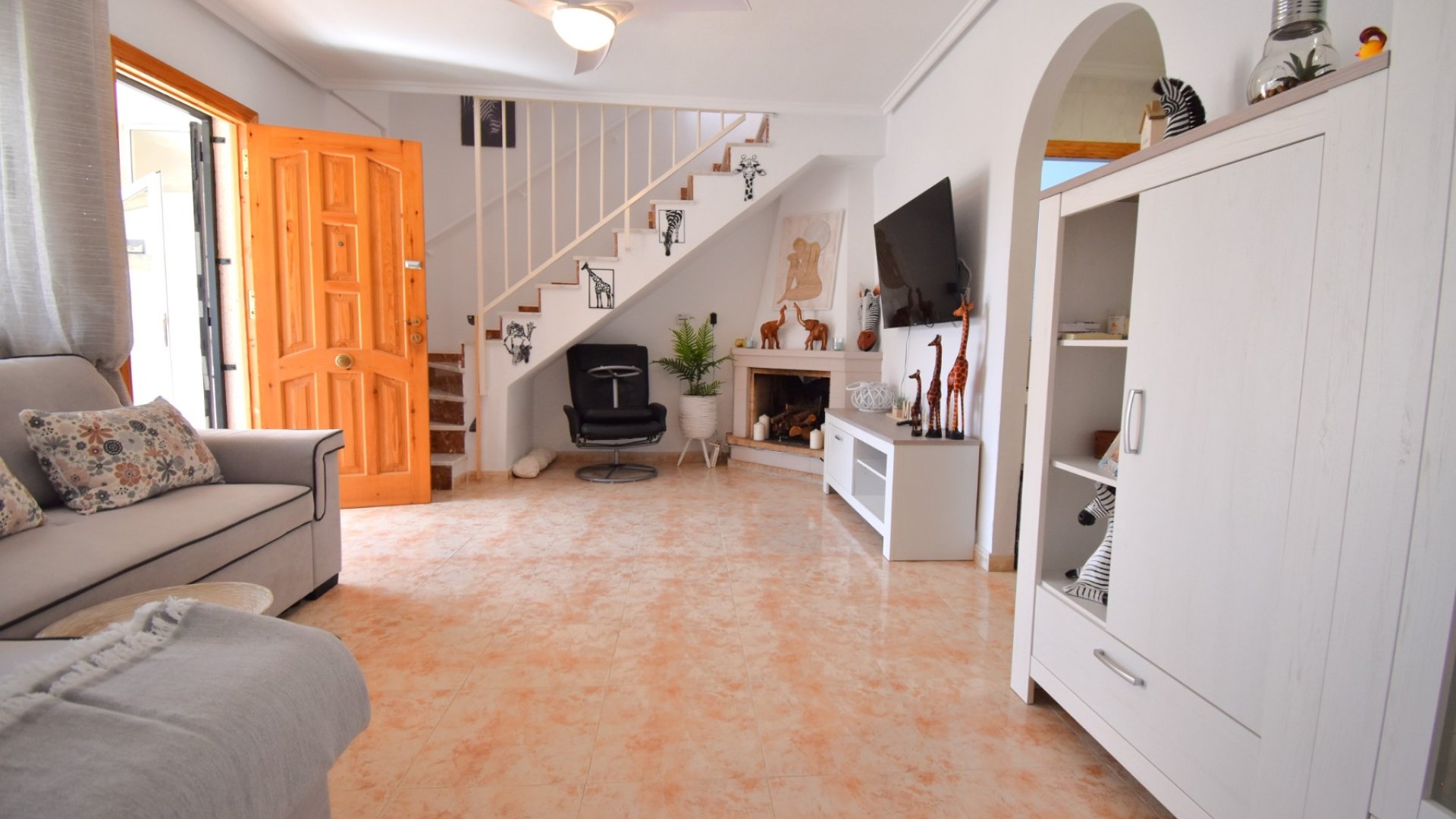 Reventa - Chalets -
Orihuela Costa - Playa Flamenca