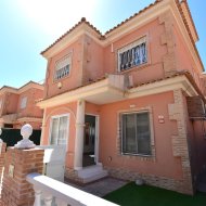 Reventa - Chalets -
Orihuela Costa - Playa Flamenca