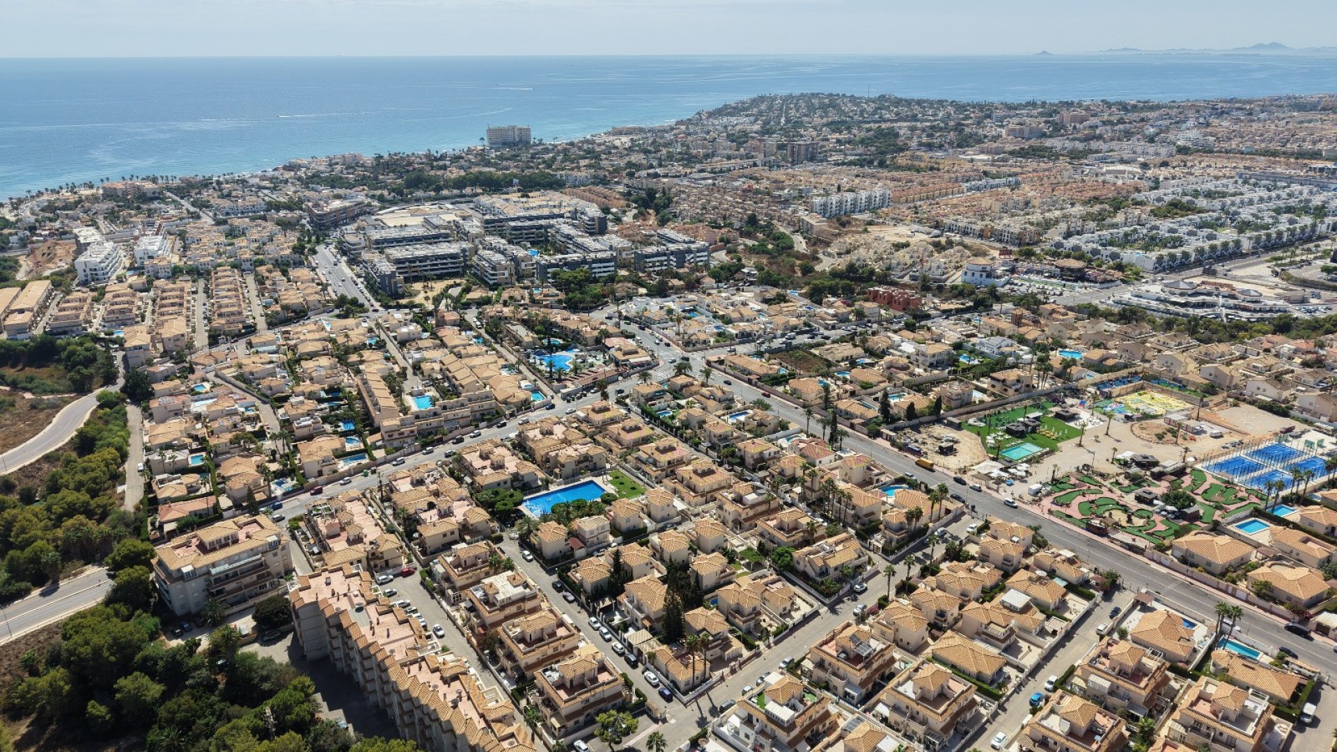 Reventa - Chalets -
Orihuela Costa - Playa Flamenca