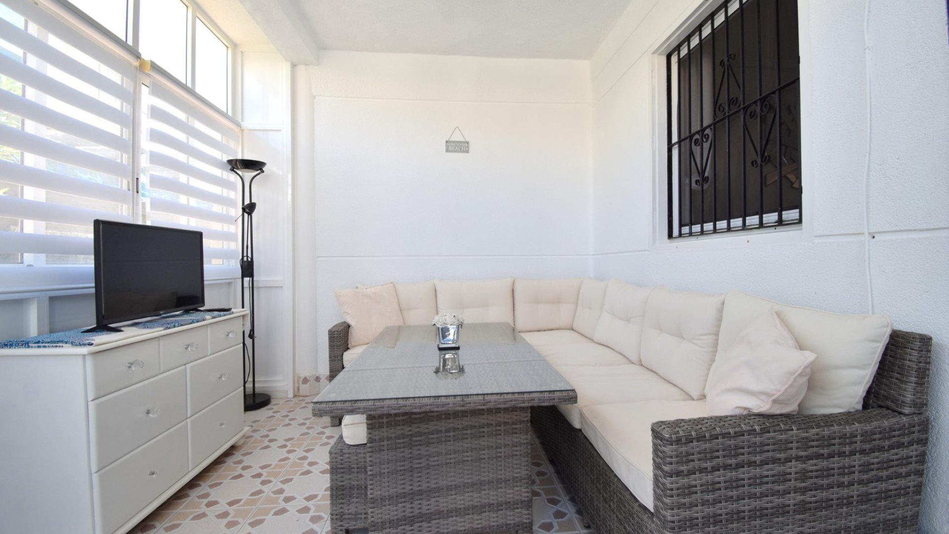 Reventa - Chalets -
Orihuela Costa - Playa Flamenca