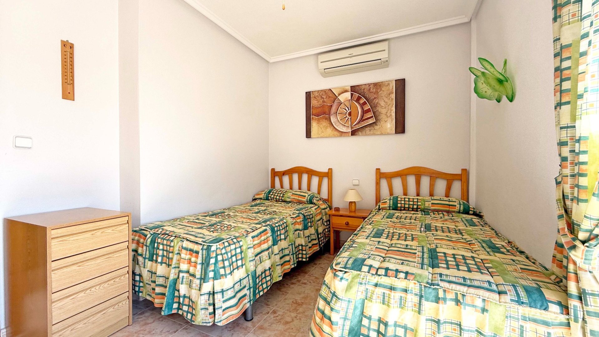 Reventa - Chalets -
Orihuela Costa - Playa Flamenca