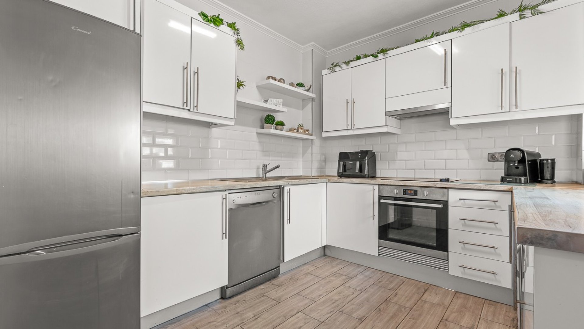 Reventa - Chalets -
Orihuela Costa - Playa Flamenca