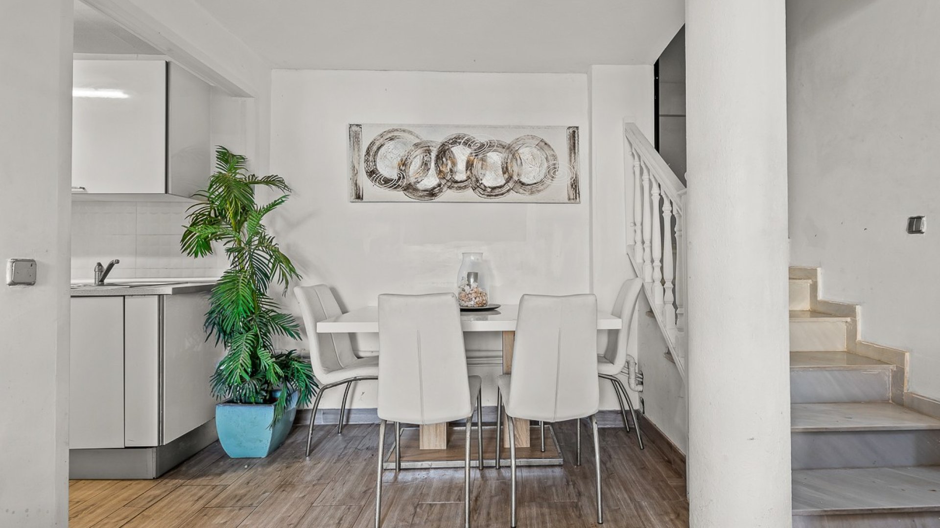 Reventa - Chalets -
Orihuela Costa - Playa Flamenca