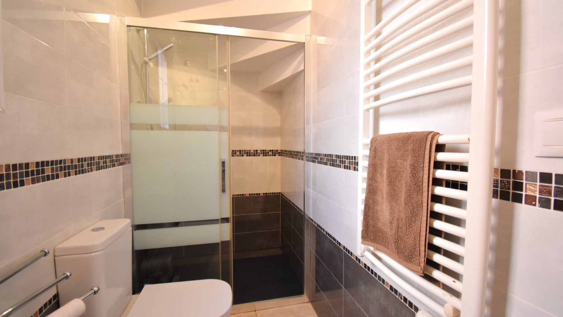 Reventa - Chalets -
Orihuela Costa - Playa Flamenca