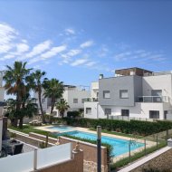 Reventa - Chalets -
Orihuela Costa - Punta Prima